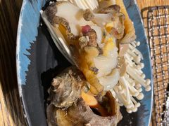 -鑫釜山海鲜烧烤(鑫丰国际店)
