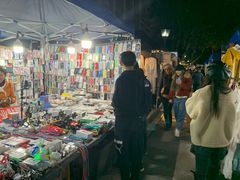 -吴山路夜市