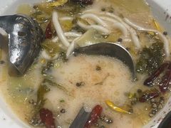 -渔语鱼新川菜Bistro(万象天地店)