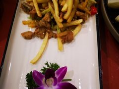 -香巴拉云南餐厅(华莱坞店)