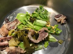 酸菜锅底-为什么牛潮汕牛肉火锅(中信广场店)