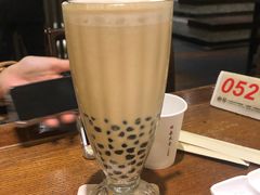 热铁观音珍珠奶茶-春水堂人文茶馆(松烟文创店)