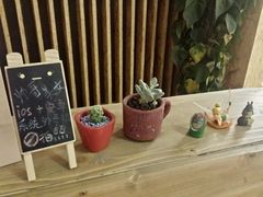 -新华里咖啡书吧(新华书店小寨店)