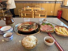 -阿婆情腊排骨火锅(金虹路店)