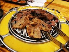 -青瓦炭韩潮烤肉(花园道店)