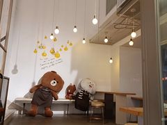 -顶东面包花园·生日蛋糕(世博店)