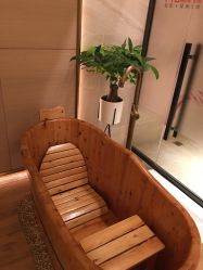 -苑苑vbeauty科技美容SPA