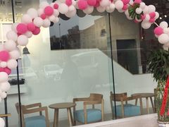 -焙丽拾光(麦凯乐直营店)