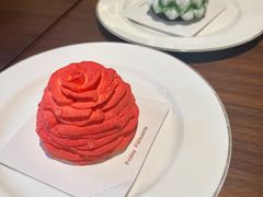 -Fridi Patisserie Cafe