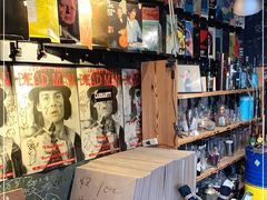 零售区-等待戈多Waiting For Godot(交道口店)