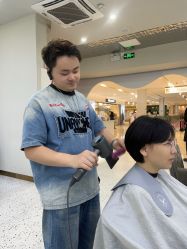 -苏豪路易士·嘉玛发廊