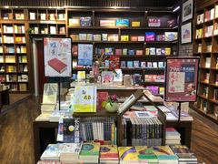 -新华书店白鹿书肆(市府路店)