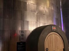 -涨巢·潮玩水疗局