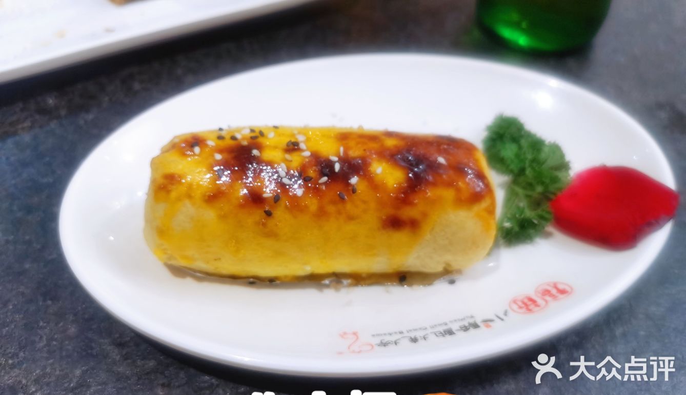 望京奇葩烧烤店[调皮]串都是师傅发的啊🍢