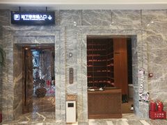 -弘安丽水温泉酒店