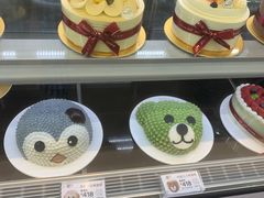 -花花卷卷·鲜食蛋糕(静安久光百货店)