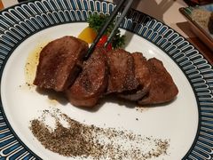 铁板厚切牛舌-藤原布二·八佰善会席料理(奥体店)