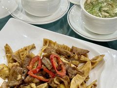-绿雅居原生态农庄(小涌店)