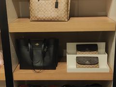 -宁波杉井奥特莱斯广场