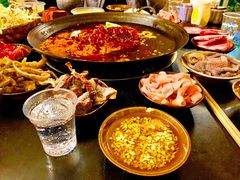 -岗上渣渣老火锅(两路口店)