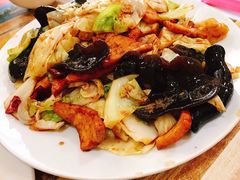 白菜木耳爆豆腐-老七饭馆 清真菜(光荣道总店)