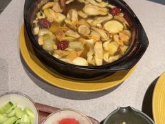 -半山腰·云南菜(侨福芳草地店)