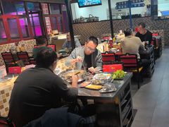 -马路牙子烧烤音乐酒馆(望京店)