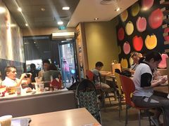 大堂-麦当劳(虹桥南丰城店)
