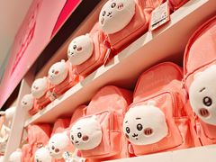 -名创优品(北京新中关购物中心地铁层店)