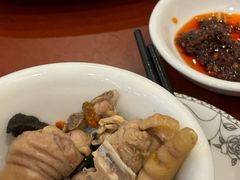 -鲁朗纳麦石锅鸡庄园