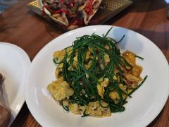 -俭寨大盘鸡·手抓肉·烧烤新疆菜(乌苏路店)