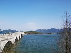 -四明湖