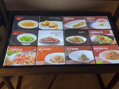 -饭怕鱼·黄焖鲟龙鱼(湖大店)