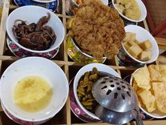-鸡遇虾煲干锅火锅(小寨金莎店)