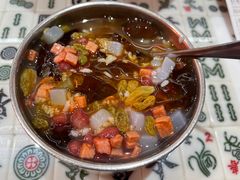 -成都你六姐·牛肉冒菜(上海长泰广场店)