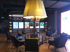-CGV影城(滨江天街IMAX店)
