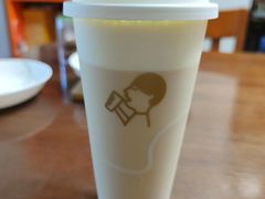 纯牛乳茶-喜茶(深圳万象城黑金店)