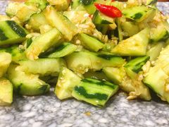 东北拍黄瓜-万兴佳烤肉·长白山老味道(宏泰广场店)