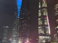 -陆家嘴空中步行连廊