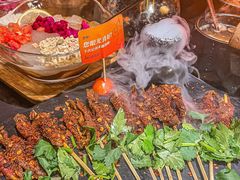 -何师烧烤Pro ·江湖川菜·小龙虾·精酿(太古里旗舰店)