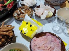 -正贰捌经重庆老火锅(建设路店)