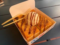 香草冰淇淋厚吐司-阿信厚吐司(曾厝垵店)