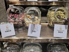 -东方红海鲜百汇(国际大厦店)