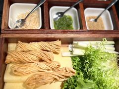 -五谷丰登农家院·地道胶东菜·海鲜烧烤(威海店)