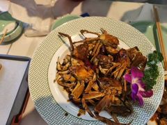 -嗨辣小聚·盘锦河蟹·海鲜烧烤龙虾(盘锦十年好店)