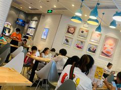 大堂-满记甜品(荟聚购物中心店)