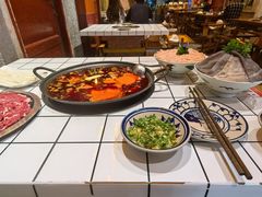 -旧街市鲜货老火锅(大光路店)