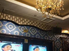 -月亮之尚KTV