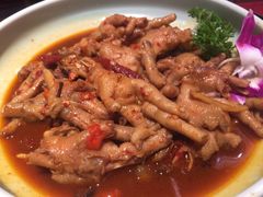 生蚝焖鸡脚-味福记·本地特色菜(八一万达广场店)