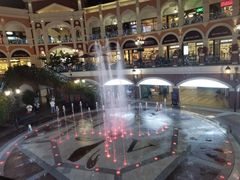 -佛罗伦萨小镇广佛名品奥特莱斯(疏港路店)